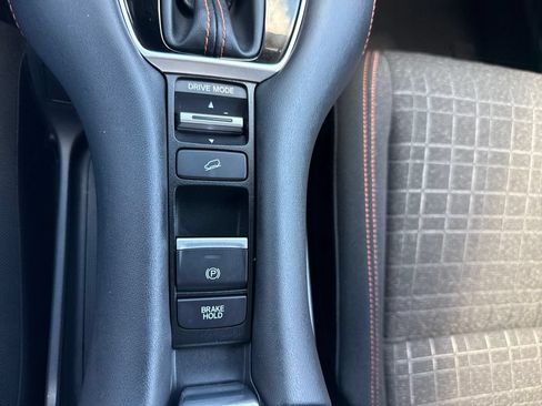 Certified 2024 Honda HR-V Sport image 27