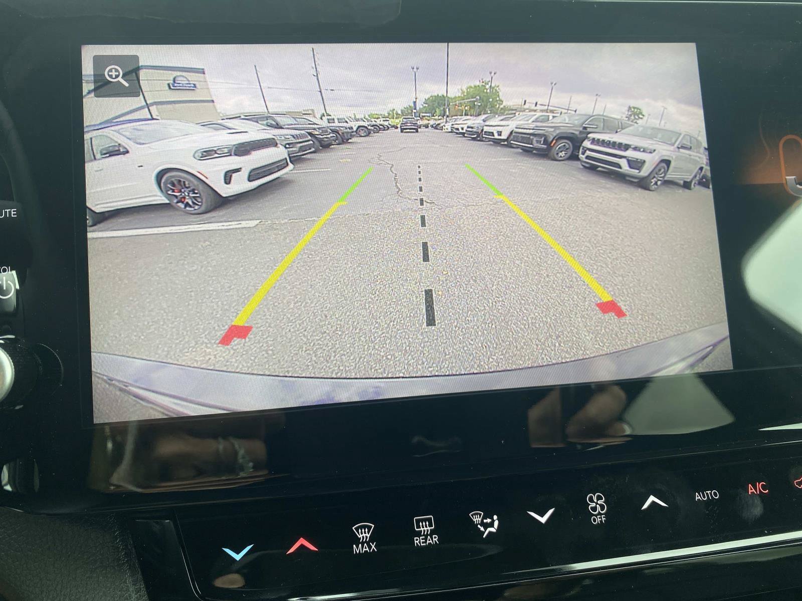 New 2027 Jeep Grand Cherokee Limited AWD/4WD image 25