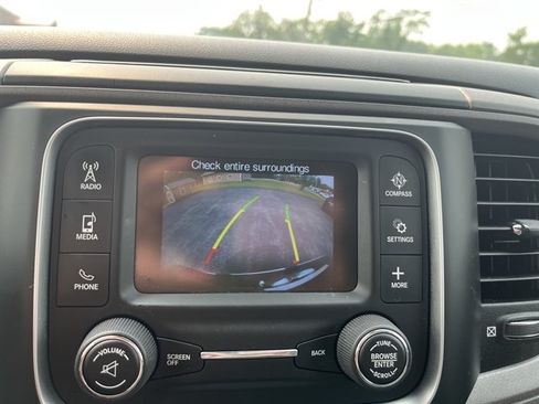 Used 2018 RAM 2500 Tradesman w/ Chrome Appearance Group AWD/4WD image 25