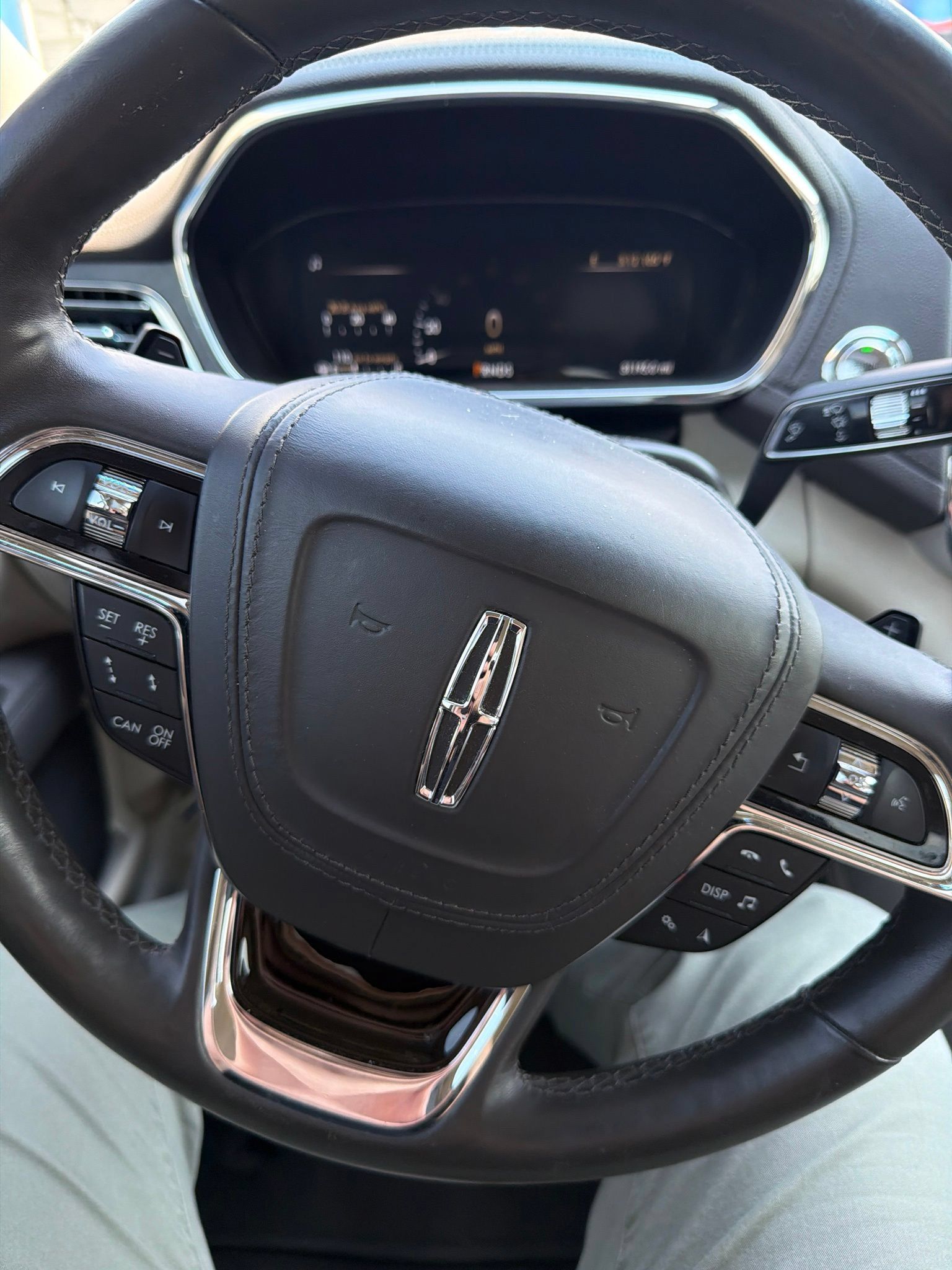 Used 2020 Lincoln Continental AWD w/ Elements Package image 9