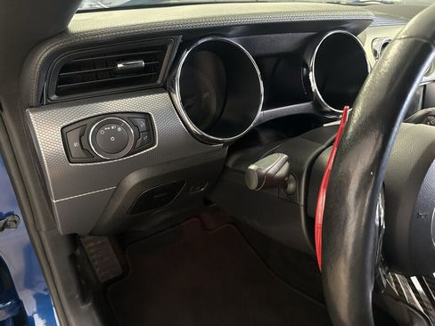Used 2017 Ford Mustang GT Premium w/ Equipment Group 401A RWD image 17