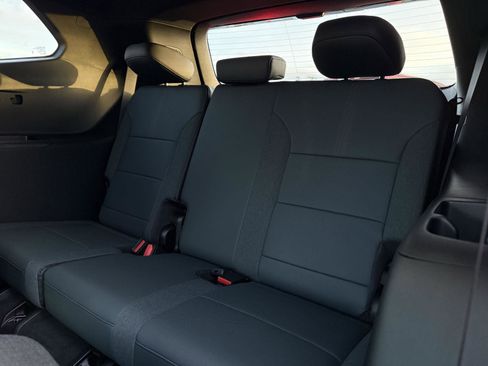 New 2026 GMC Acadia AT4 w/ Luxury Package image 14