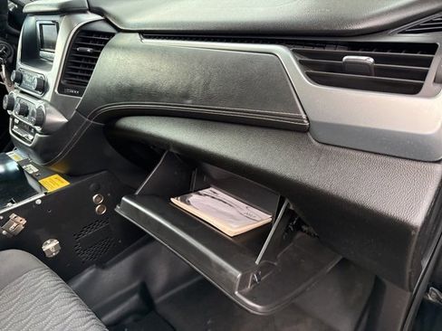 Used 2017 Chevrolet Tahoe 4WD w/ Remote Keyless Entry Package image 38