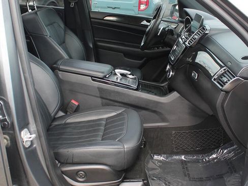 Used 2017 Mercedes-Benz GLS 450 4MATIC image 29