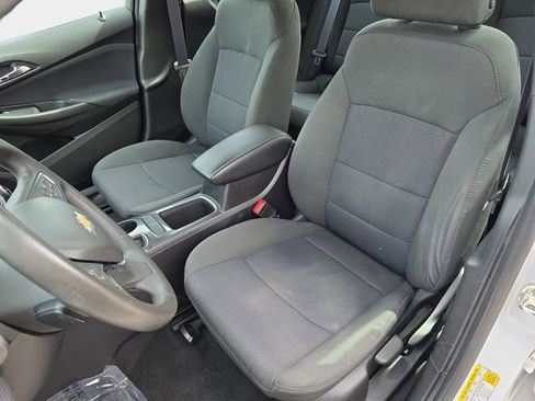 Used 2017 Chevrolet Cruze LT FWD image 17
