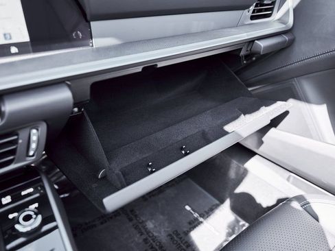 Used 2026 Porsche 911 Targa 4S image 76