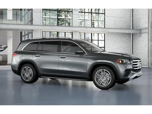 Used 2026 Mercedes-Benz GLS 450 4MATIC image 13