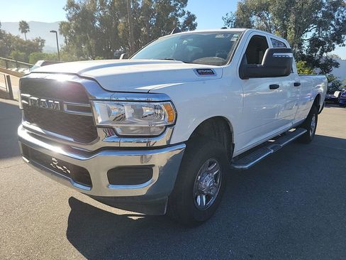Used 2024 RAM 2500 Tradesman w/ Chrome Appearance Group image 7