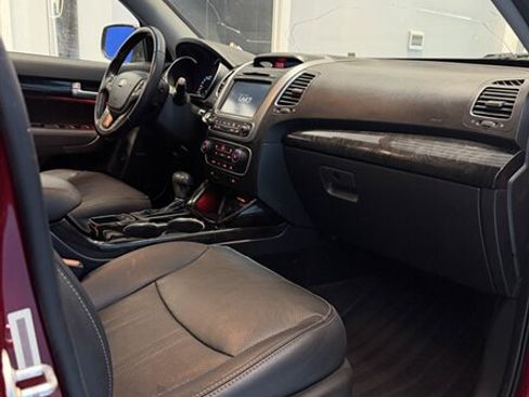Used 2015 Kia Sorento SX image 5