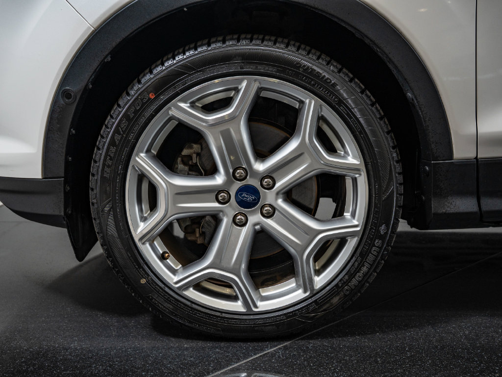Used 2018 Ford Escape Titanium FWD image 13