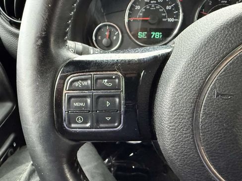 Used 2015 Jeep Wrangler Unlimited Sahara AWD/4WD image 24