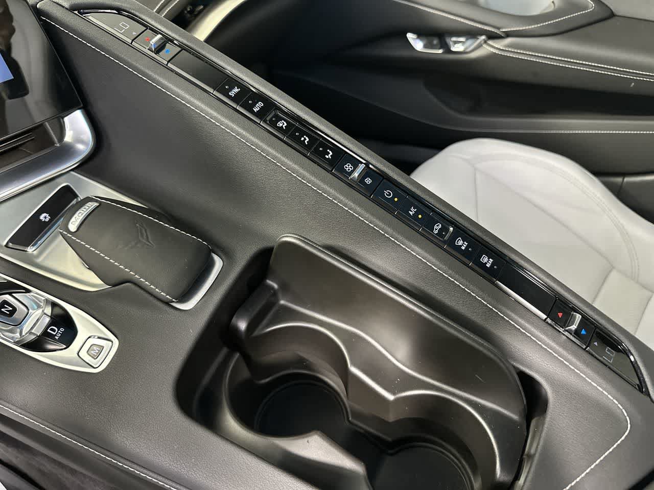 Used 2024 Chevrolet Corvette Stingray Coupe w/ 1LT RWD image 8