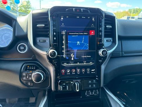 Used 2021 RAM 1500 Big Horn AWD/4WD image 12