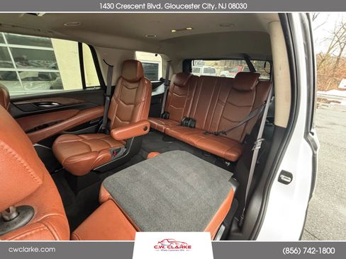 Used 2017 Cadillac Escalade Premium Luxury image 26