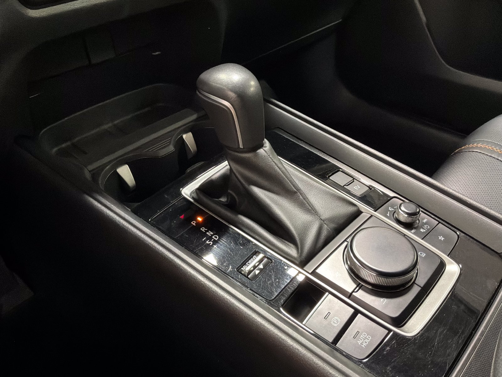 Used 2025 MAZDA CX-50 AWD 2.5 Hybrid w/ Premium Pkg image 17