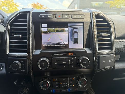 Used 2021 Ford F250 Lariat w/ Lariat Ultimate Package AWD/4WD image 66