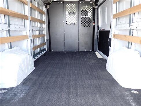 Used 2025 RAM ProMaster 2500 w/ U-Haul Equipment Group FWD image 9