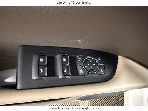 Certified 2023 Lincoln Nautilus Reserve w/ Equipment Group 201A image 25