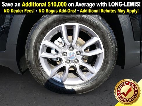 Used 2024 GMC Terrain SLT image 13