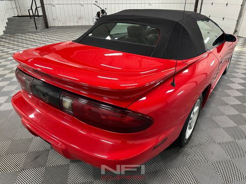 Used 1995 Pontiac Firebird Convertible RWD image 15