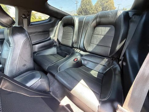 Used 2022 Ford Mustang Premium RWD image 10