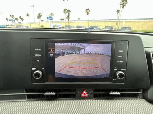 Used 2023 Kia Sportage LX FWD image 14
