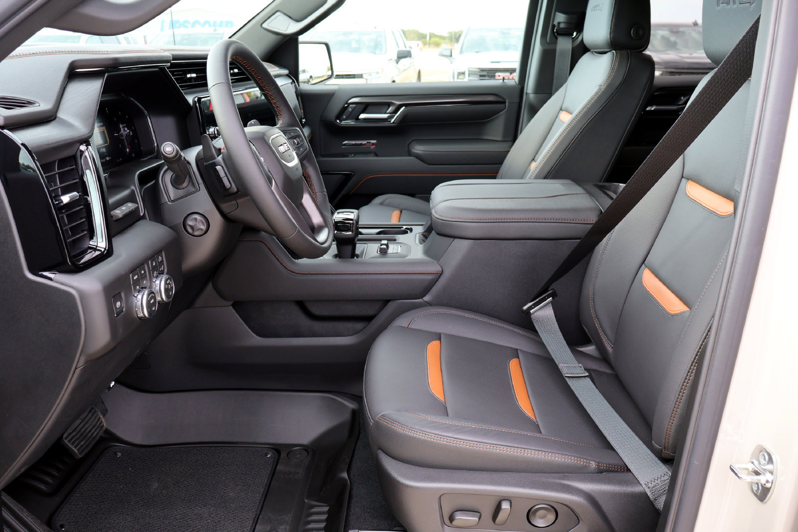 New 2026 GMC Sierra 1500 AT4 w/ AT4 Premium Package AWD/4WD image 24