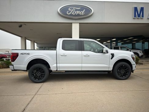 New 2025 Ford F150 Lariat w/ Equipment Group 501A Mid image 7