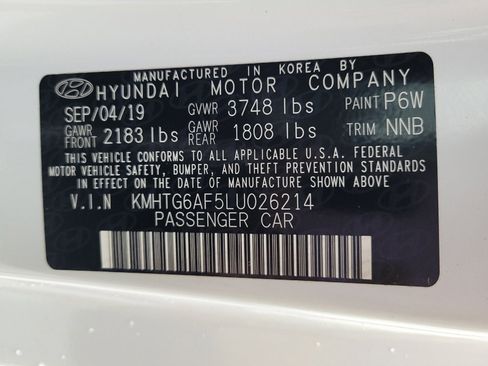 Used 2020 Hyundai Veloster 2.0 Premium image 33