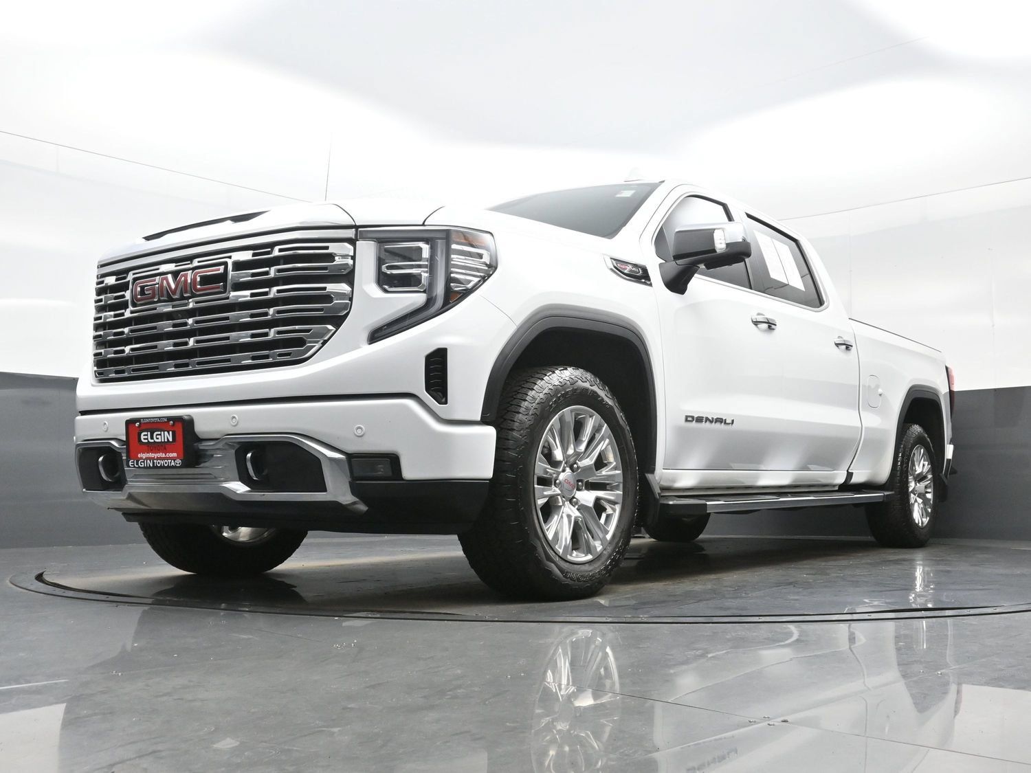 Used 2023 GMC Sierra 1500 Denali w/ Technology Package AWD/4WD image 27