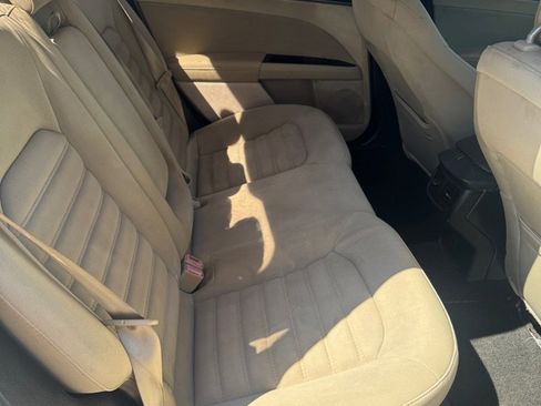 Used 2013 Ford Fusion SE image 9