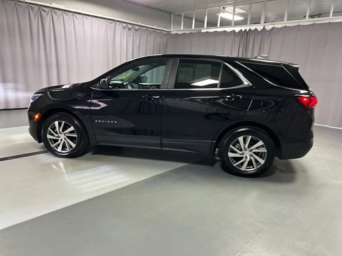 Used 2024 Chevrolet Equinox LT w/ LPO, Floor Liner Package FWD image 4