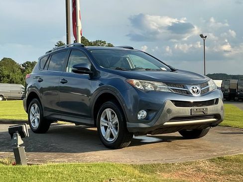 Used 2014 Toyota RAV4 XLE FWD image 32