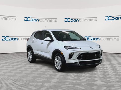 New 2026 Buick Encore GX Preferred image 2