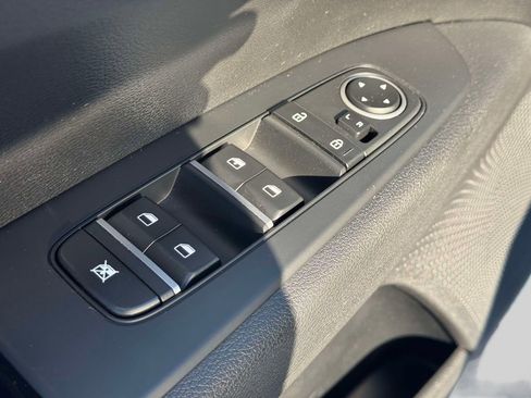 Used 2023 Kia Forte LXS w/ LXS Technology Package image 17