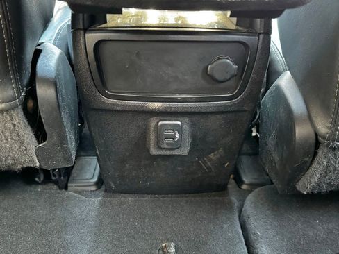 Used 2017 Buick Enclave Premium image 10