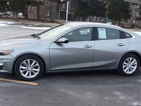 Used 2025 Chevrolet Malibu LT image 7