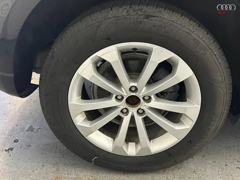 Used 2013 Audi Q5 2.0T Premium Plus w/ Premium Plus Pkg image 28