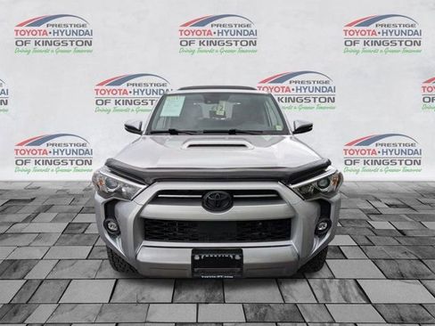 Used 2022 Toyota 4Runner TRD Off-Road Premium w/ Moonroof Package AWD/4WD image 9