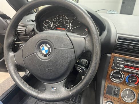 Used 2002 BMW Z3 2.5i RWD image 34