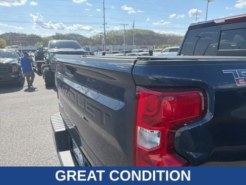 Used 2021 Chevrolet Silverado 1500 LT Trail Boss w/ Convenience Package II image 8