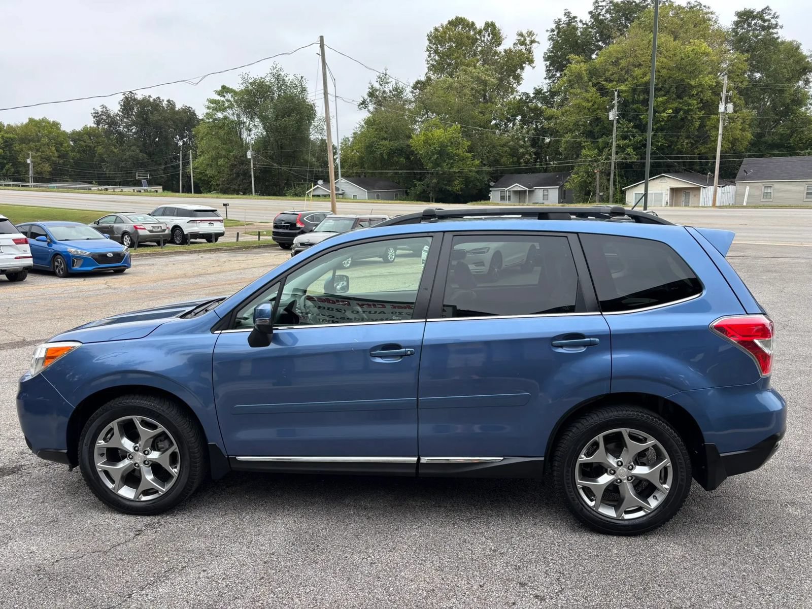 Used 2015 Subaru Forester 2.5i Touring w/ Eyesight & Navigation System AWD/4WD image 6
