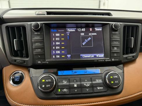 Used 2018 Toyota RAV4 Platinum FWD image 10