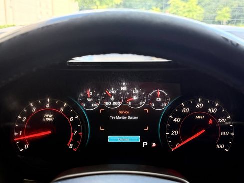 Used 2017 Chevrolet Camaro LT RWD image 28