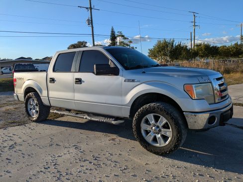 Used 2012 Ford F150 XLT w/ Off Road Pkg image 2