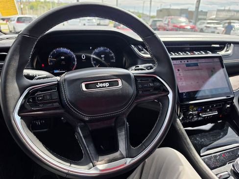 Used 2024 Jeep Grand Cherokee Overland w/ Trailer Tow Package image 21