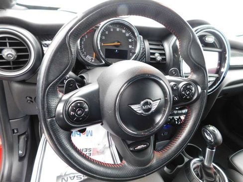 Used 2015 MINI Cooper S FWD image 16