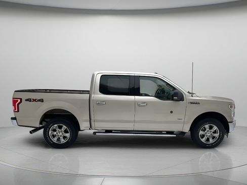 Used 2017 Ford F150 XLT w/ Equipment Group 302A Luxury AWD/4WD image 2