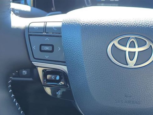 New 2026 Toyota Camry SE w/ Convenience Package FWD image 19