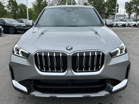 Used 2025 BMW X1 xDrive28i w/ Convenience Package AWD/4WD image 3